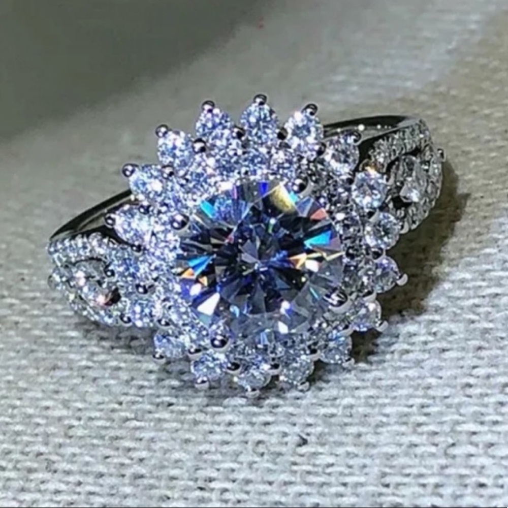 NEW 925 STERLING SILVER DIAMOND RING